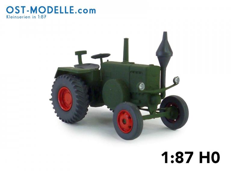 Traktor Ursus C451 (Lanz) Straßenbereifung (Gummi) dunkelgrün
